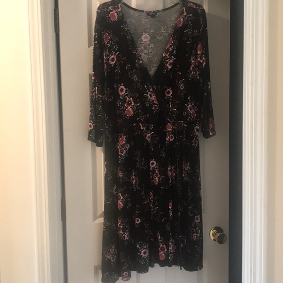 torrid Dresses & Skirts - Torrid size 2 dress